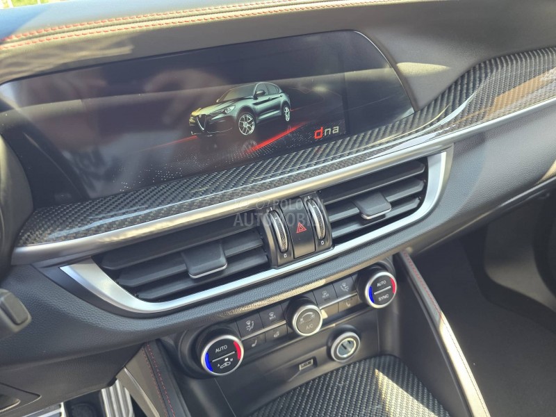 Alfa Romeo Stelvio Q4 ESTREMA