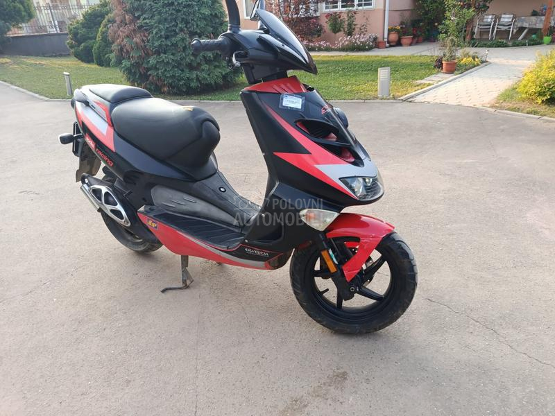 Aprilia SR50