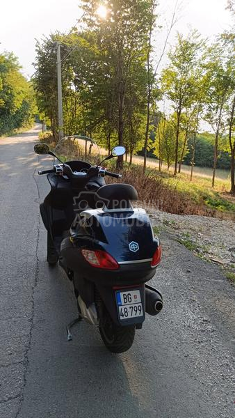 Piaggio Mp3 300ie PRVI VLASNIK