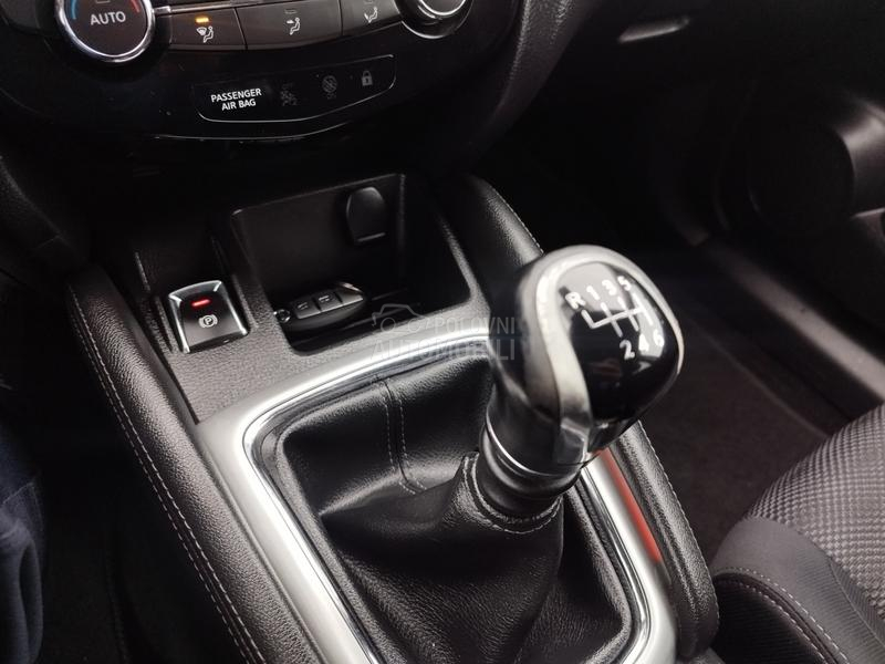 Nissan Qashqai 1.5 DCI