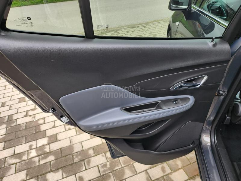 Opel Mokka COSMO/T O P