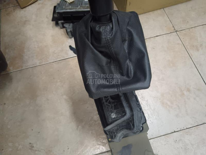 Kozica rucice menjaca