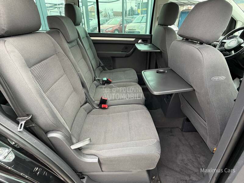 Volkswagen Touran 2.0 TDI 7 SEDISTA