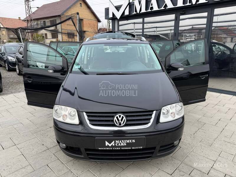 Volkswagen Touran 2.0 TDI 7 SEDISTA