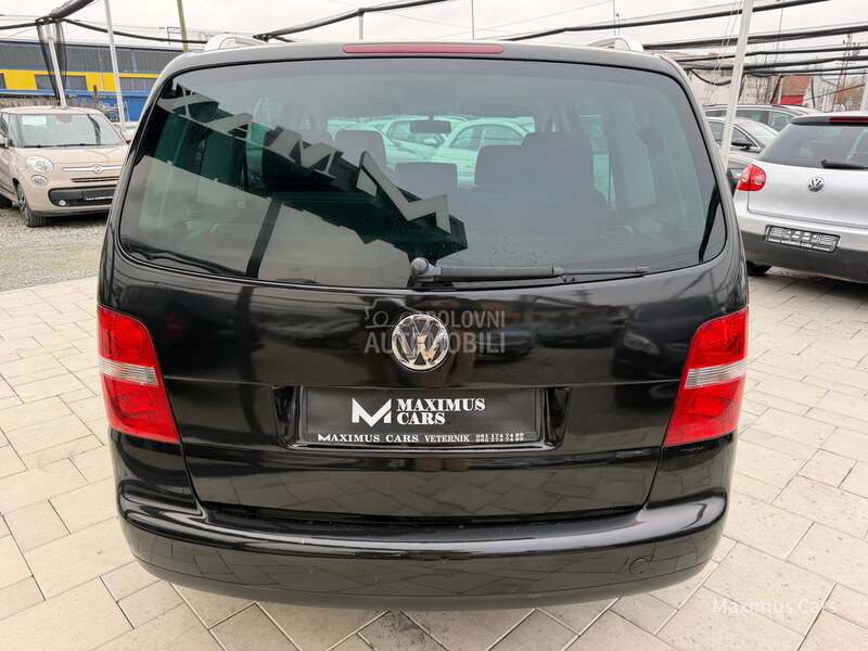 Volkswagen Touran 2.0 TDI 7 SEDISTA