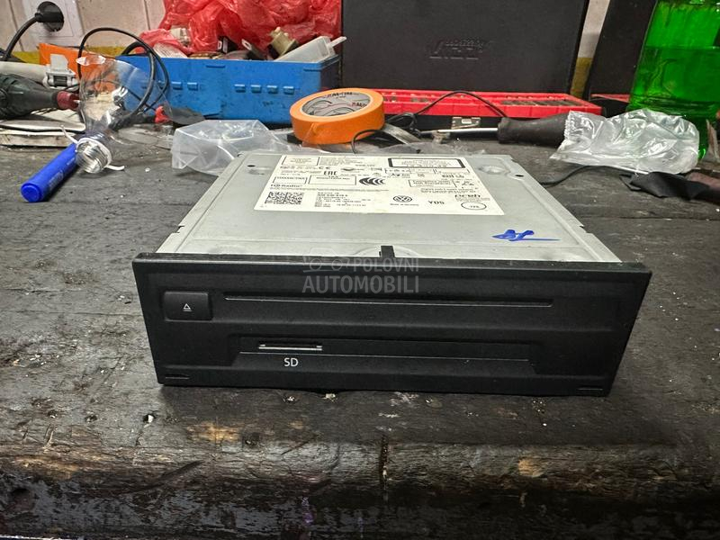 multimedija sa šanzerom