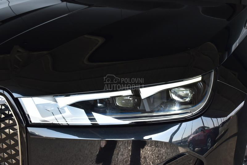BMW iX xDrive 40