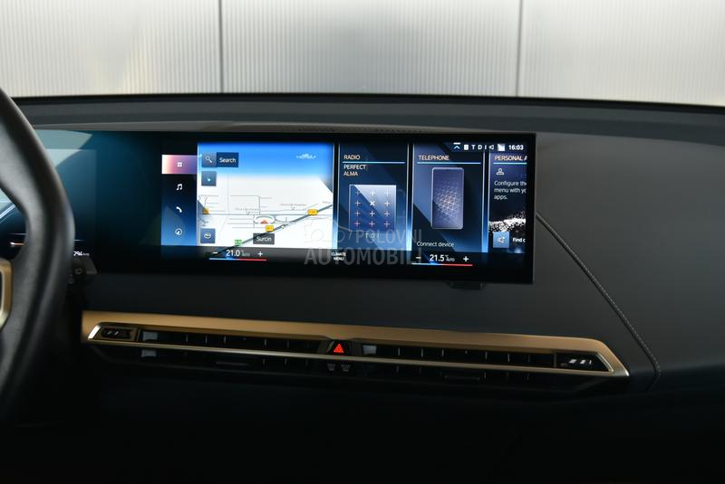 BMW iX xDrive 40