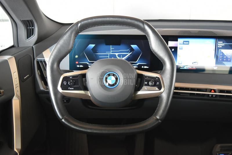 BMW iX xDrive 40