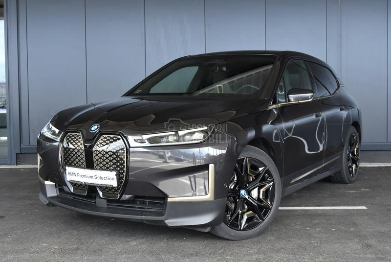 BMW iX xDrive 40