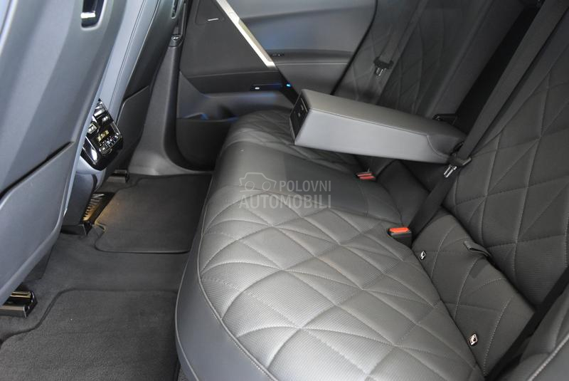 BMW iX xDrive 40