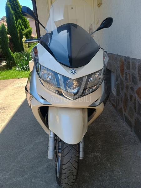 Piaggio X10 350 Excutive