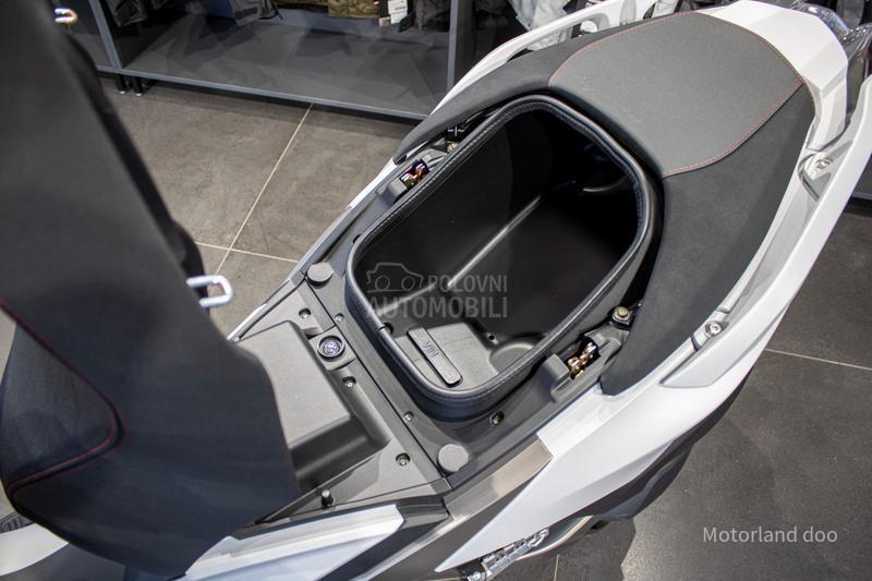 Kymco Xciting 400 VS