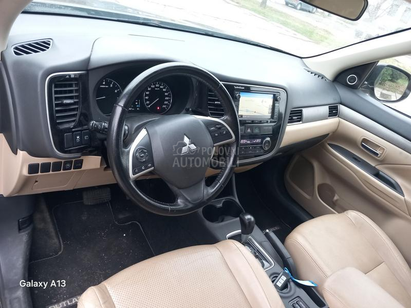 Mitsubishi Outlander 2.0 B E N.Z