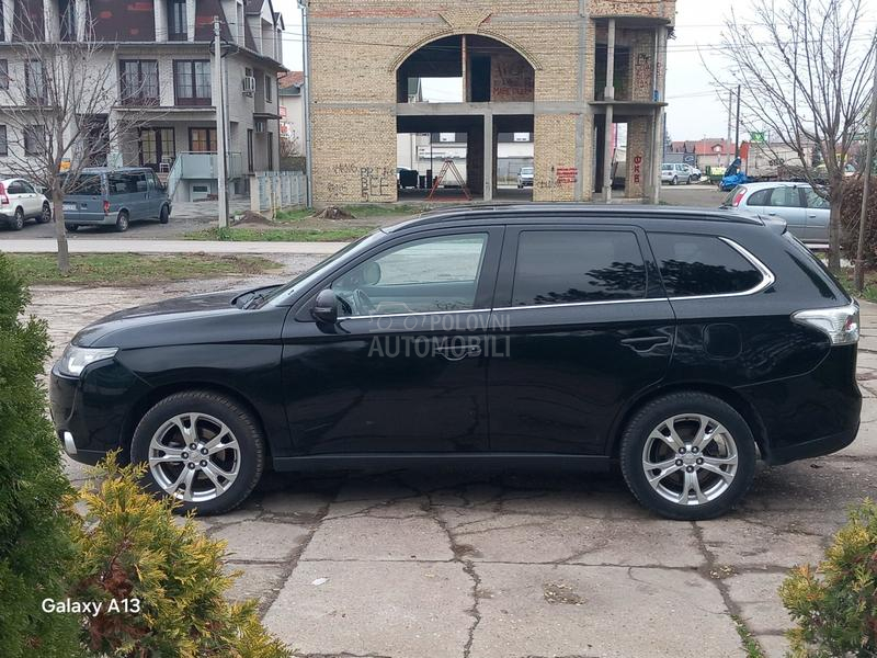 Mitsubishi Outlander 2.0 B E N.Z