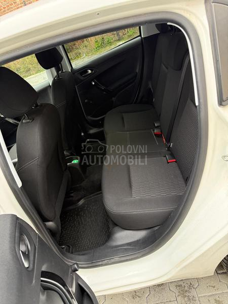 Peugeot 208 1.2