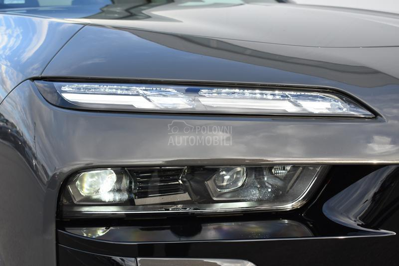 BMW 750 e xDrive M paket