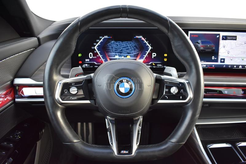 BMW 750 e xDrive M paket