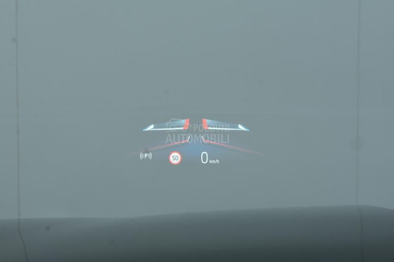 BMW 750 e xDrive M paket