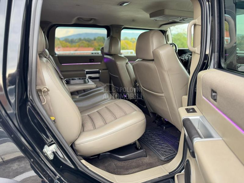 Hummer H2 