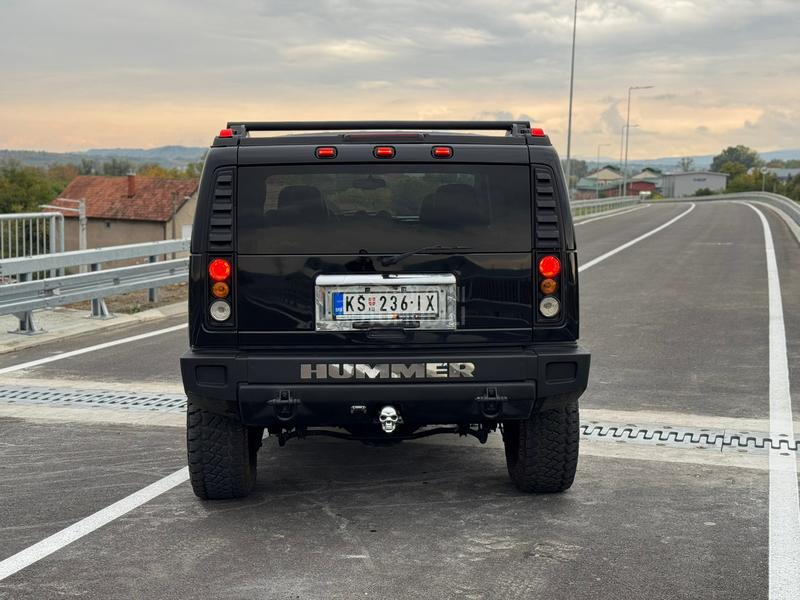 Hummer H2 