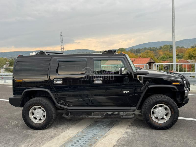 Hummer H2 