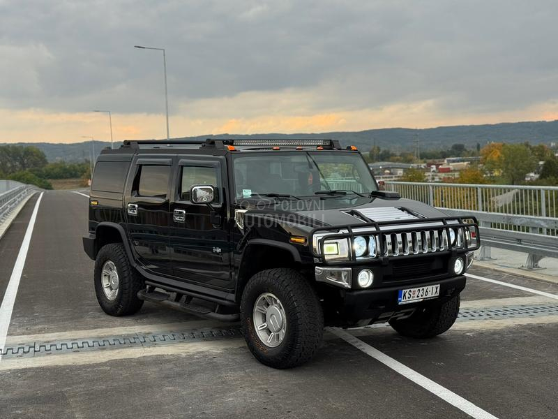 Hummer H2 