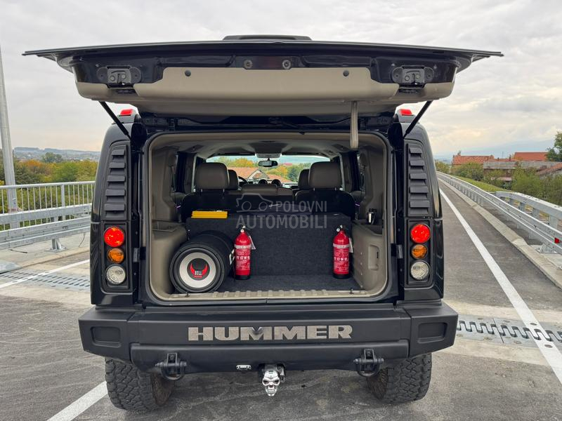 Hummer H2 