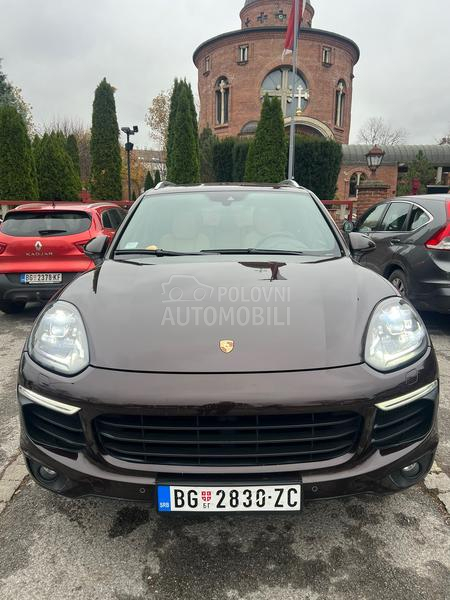 Porsche Cayenne 