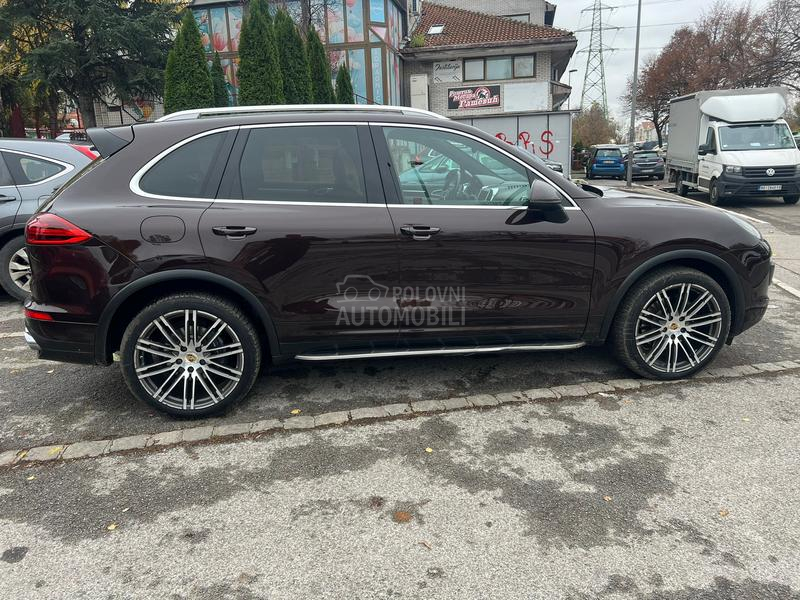 Porsche Cayenne 