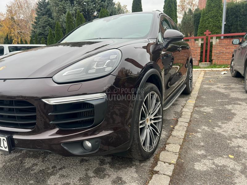 Porsche Cayenne 