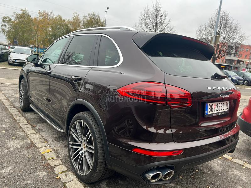 Porsche Cayenne 