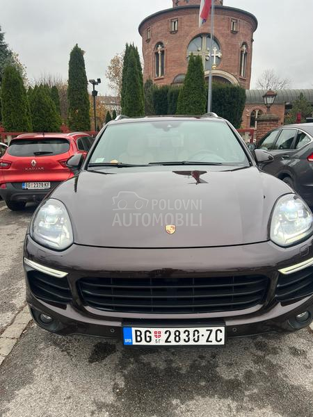 Porsche Cayenne 