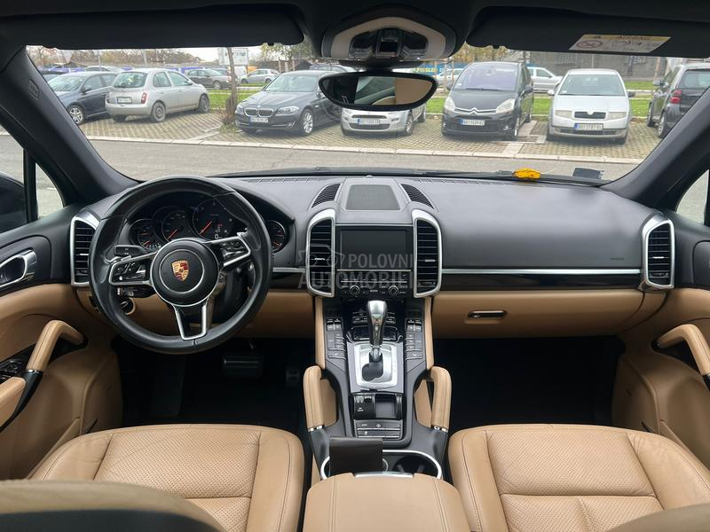 Porsche Cayenne 