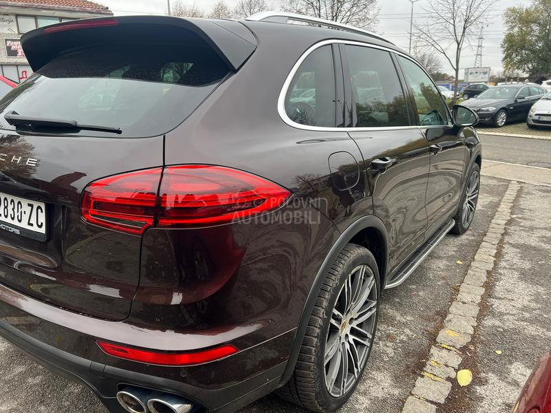Porsche Cayenne 