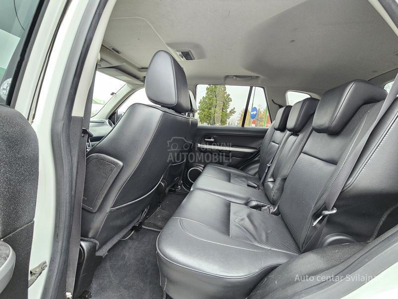 Suzuki Grand Vitara 1.9DIDS  Black Berry