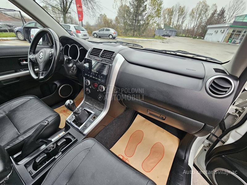 Suzuki Grand Vitara 1.9DIDS  Black Berry