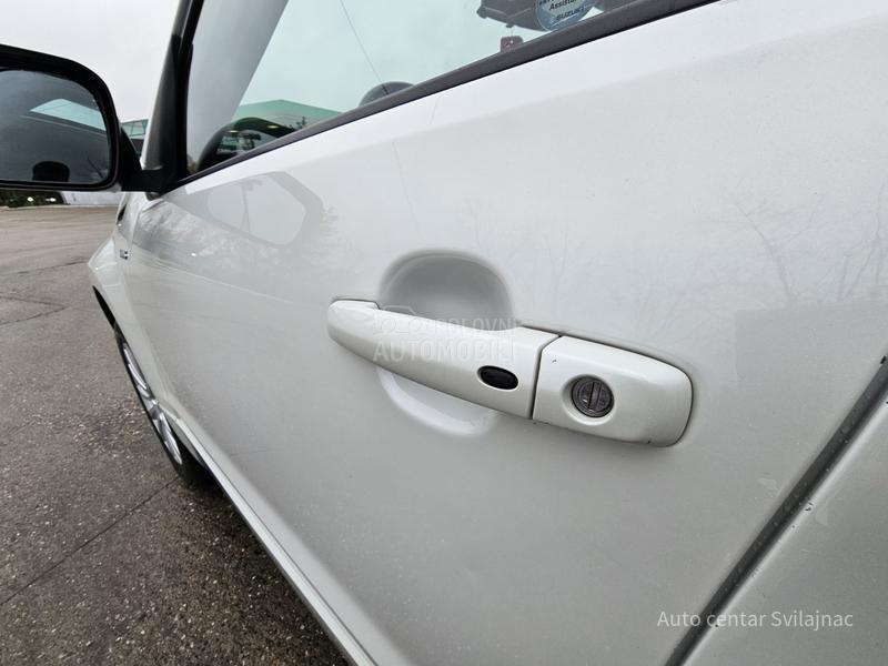 Suzuki Grand Vitara 1.9DIDS  Black Berry