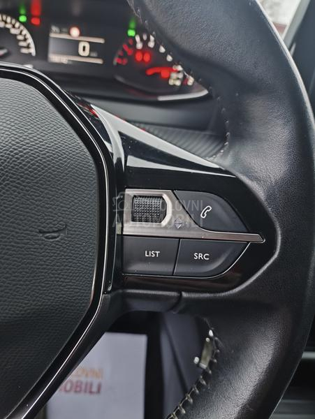 Peugeot 2008 1.5HDI VEL. SERVIS