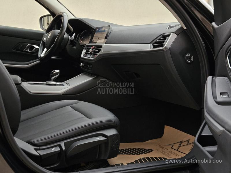 BMW 320 d/MildHybrid/Šiber/