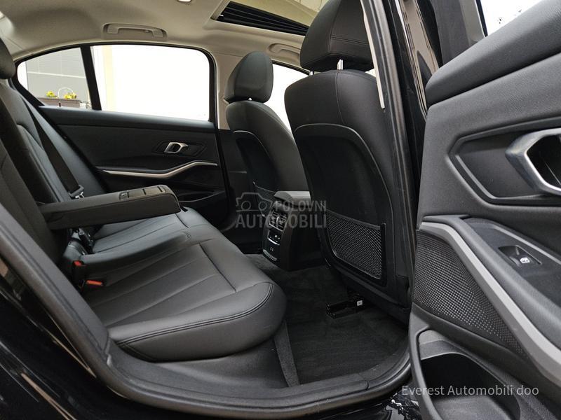 BMW 320 d/MildHybrid/Šiber/