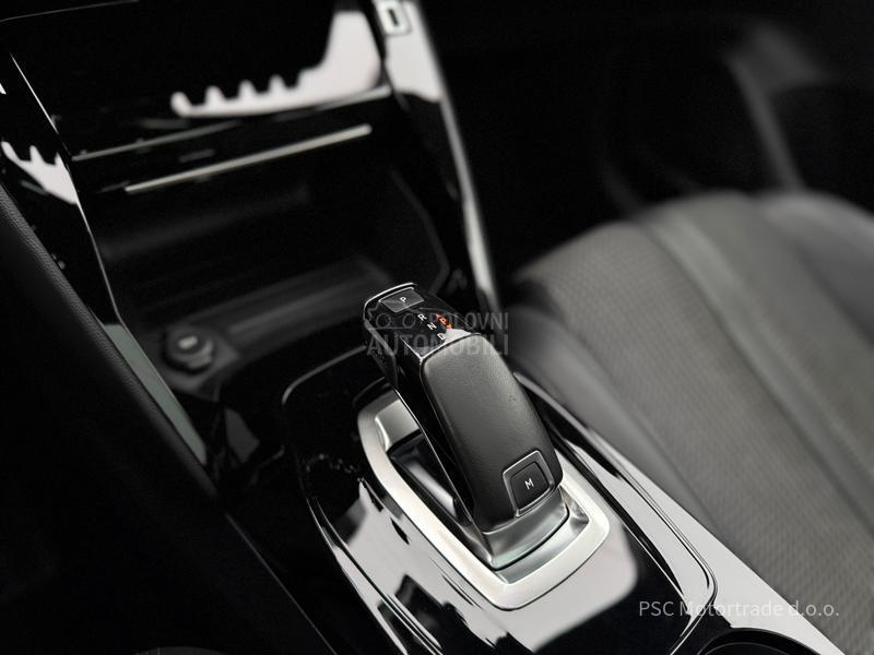 Peugeot 208 GT/Pano/Kamera