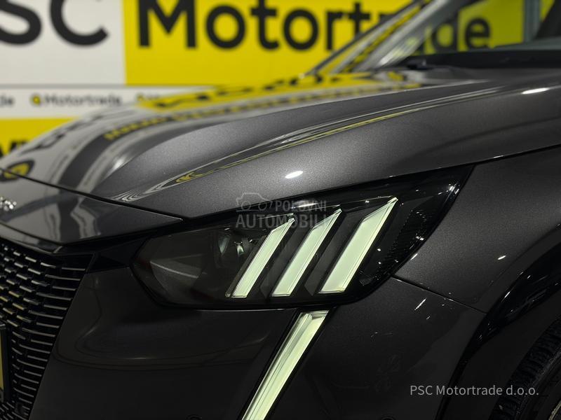 Peugeot 208 GT/Pano/Kamera