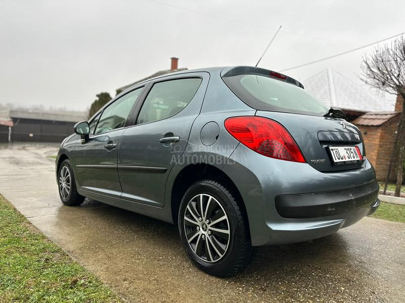 Peugeot 207 