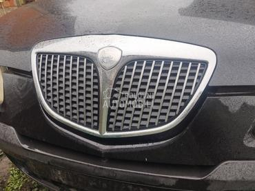 maska za Lancia Ypsilon