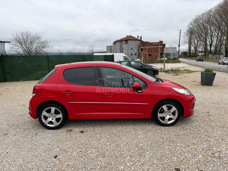 Peugeot 207 iz CH org Km