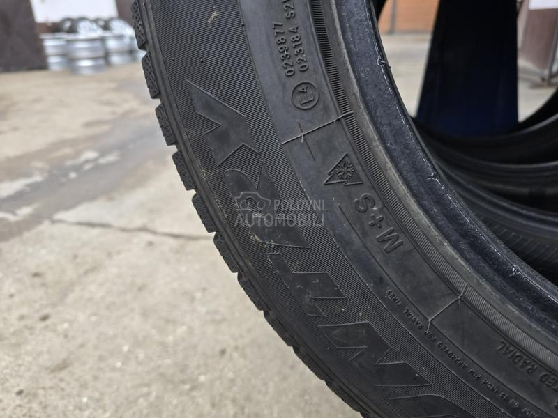 Toyo 225/65 R18 Zimska