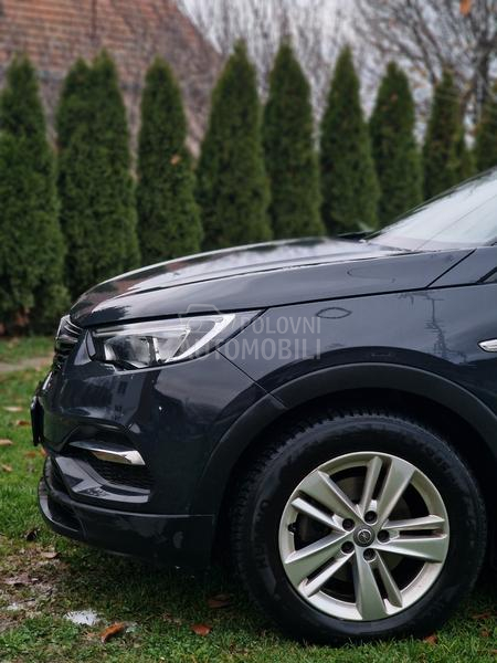 Opel Grandland X 