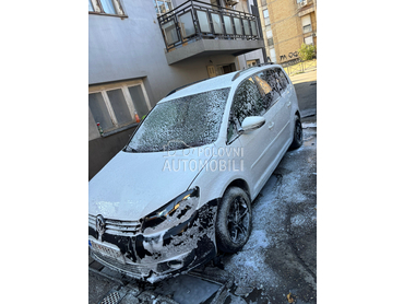 Volkswagen Touran kask o akcij
