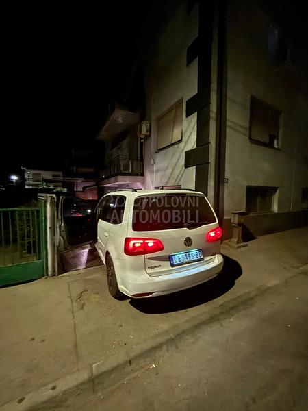 Volkswagen Touran kask o akcij
